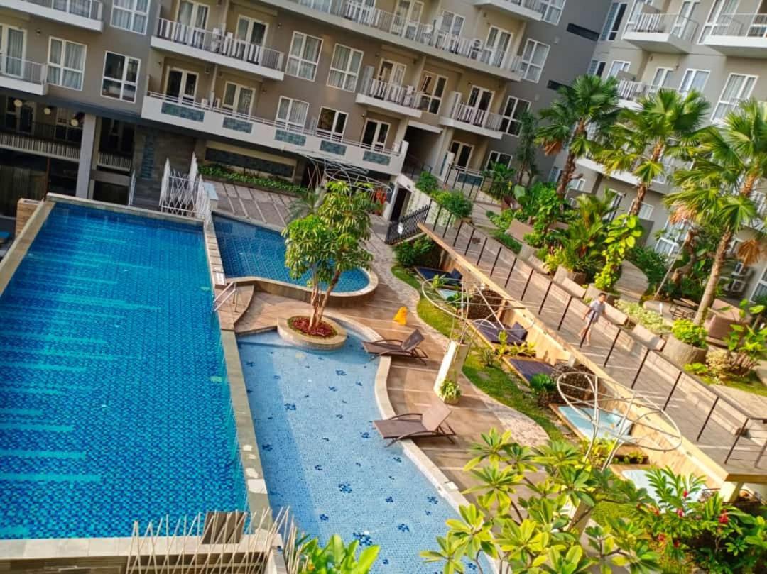 צ'יקראנג Graha Makara Suite Hotel & Residence מראה חיצוני תמונה