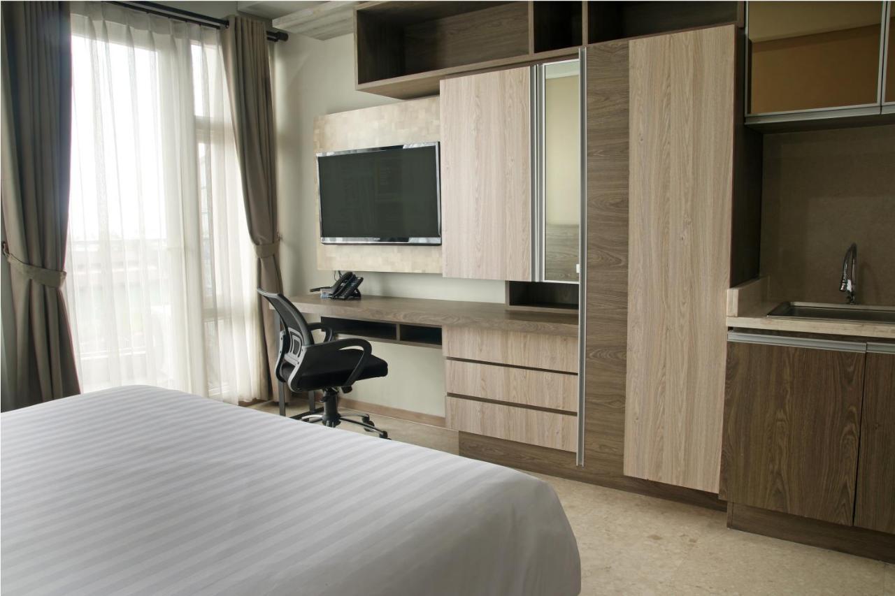 צ'יקראנג Graha Makara Suite Hotel & Residence מראה חיצוני תמונה