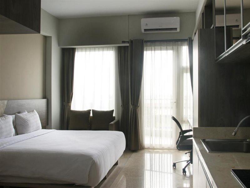 צ'יקראנג Graha Makara Suite Hotel & Residence מראה חיצוני תמונה