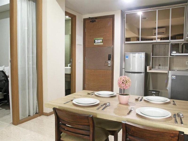 צ'יקראנג Graha Makara Suite Hotel & Residence מראה חיצוני תמונה