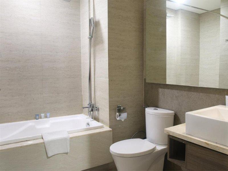 צ'יקראנג Graha Makara Suite Hotel & Residence מראה חיצוני תמונה